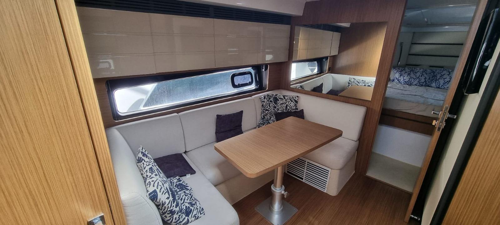 slider 10 Azimut Atlantis 43